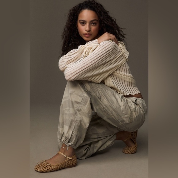 NWT! Anthropologie Pilcro Printed Camo Parachute Pants 🐾 - Picture 7 of 12